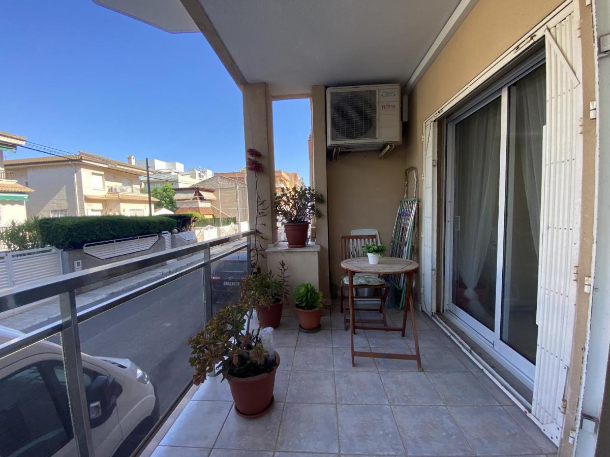 R123 Apartamento En La Planta Baja Con Piscina Cerca De La Playa 카라펠 외부 사진