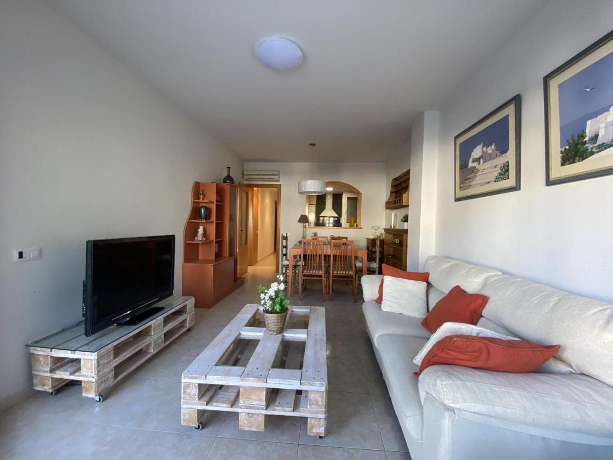 R123 Apartamento En La Planta Baja Con Piscina Cerca De La Playa 카라펠 외부 사진