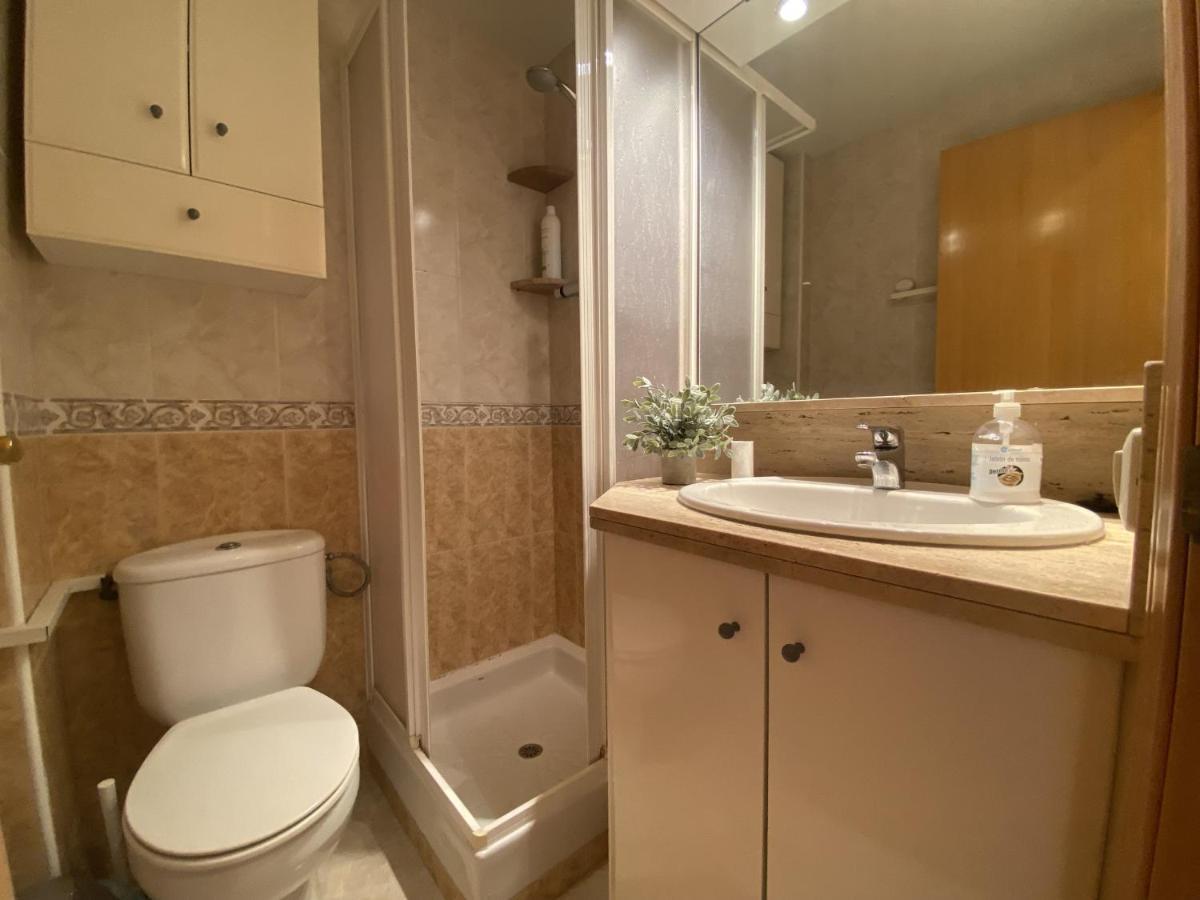 R123 Apartamento En La Planta Baja Con Piscina Cerca De La Playa 카라펠 외부 사진