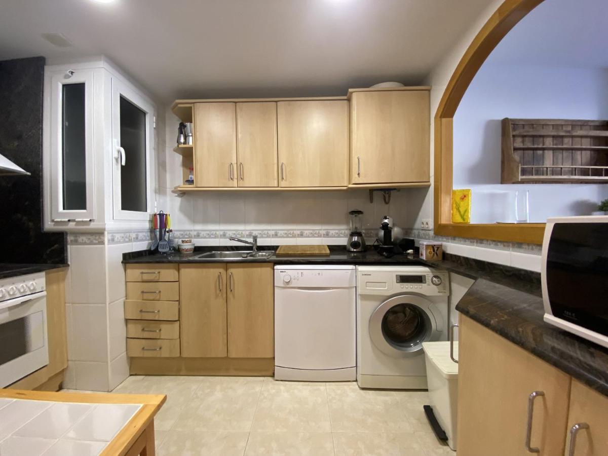 R123 Apartamento En La Planta Baja Con Piscina Cerca De La Playa 카라펠 외부 사진